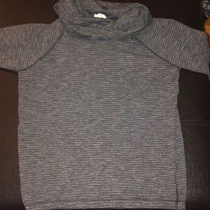 LULULEMON pullover